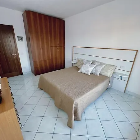 Gloria's Con Terrazza Vista Mare Διαμέρισμα